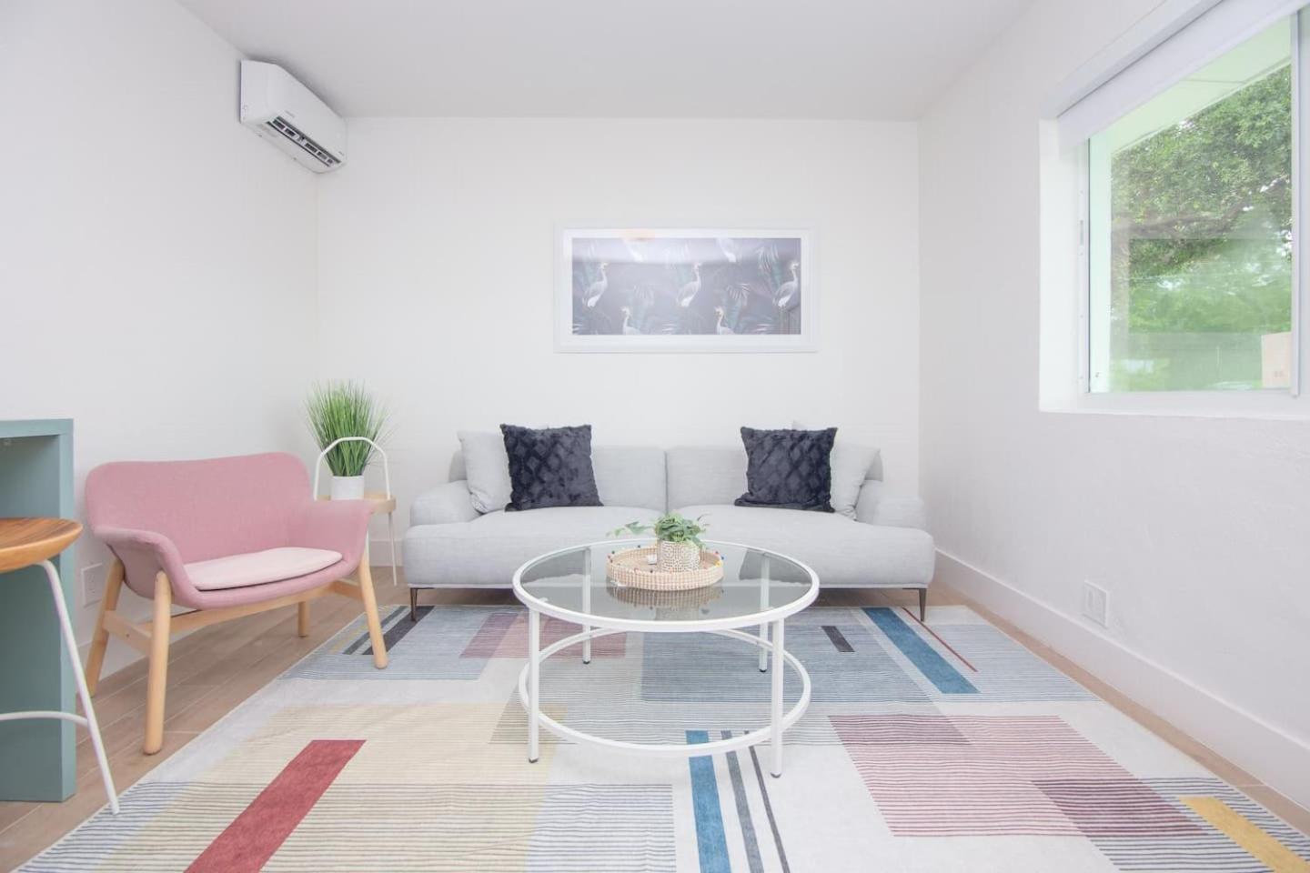 Stylish One Bedroom Apartment In El Portal #4 Miami Eksteriør bilde
